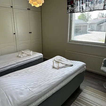 Jaeaeskaen Loma, Ratatie 3 Asunto 1 Lägenhet *