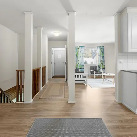 Jääskän Loma, Ratatie 3 Asunto 1